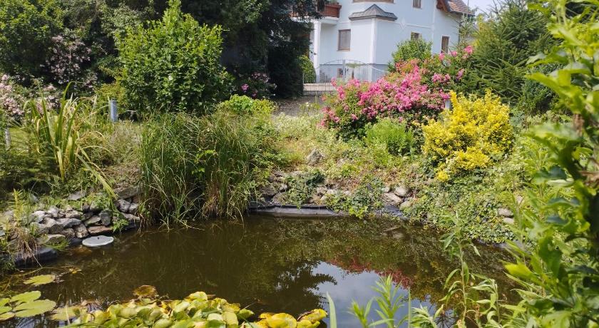 Rudersdorf Haus Maria 3-Star Guesthouse exterior