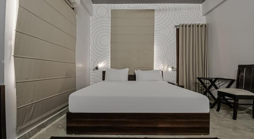 Super OYO Townhouse 404 Vidya Vihar photo