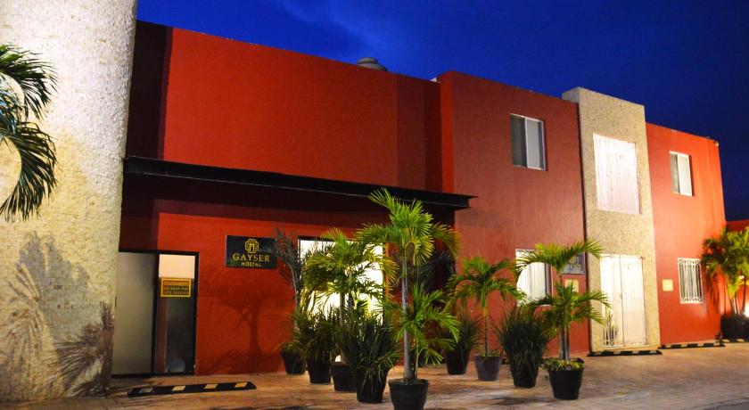 Gayser Apartamentos — Hotel in Valladolid