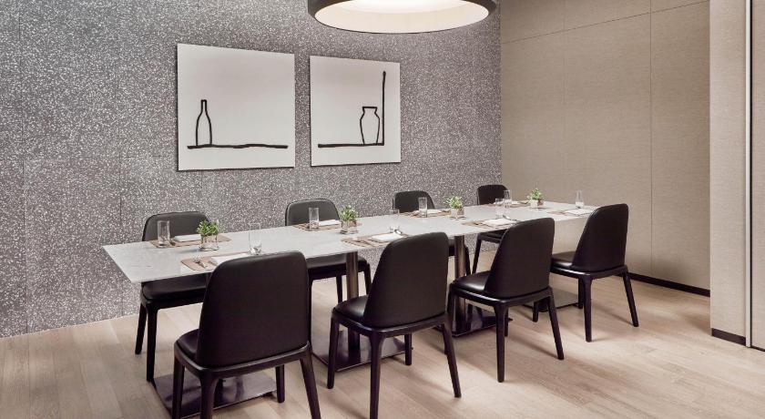 Seoul Four Points by Sheraton Seoul, Gangnam 4-Star Hotel pool