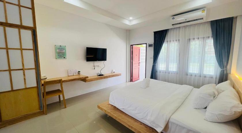 촌부리 สราญรัตน์รีสอร์ท 3つ星 ホテル スイート