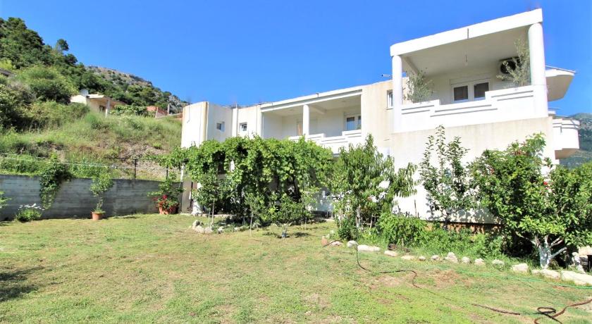 Apartmani Kljajevic Sutomore — Hotel in Sutomore