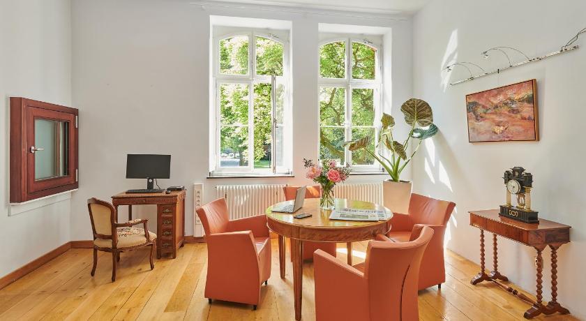 Hotel Mutterhaus Dusseldorf photo