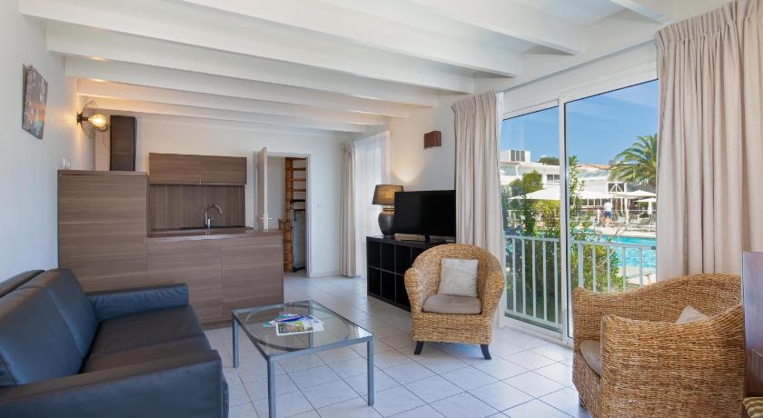 Image of Apartment - Split Level 0