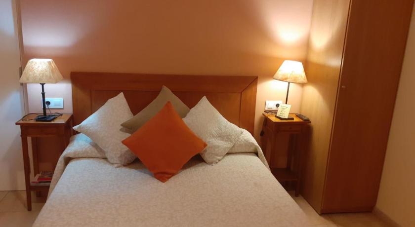 Hostal Can Massot photo