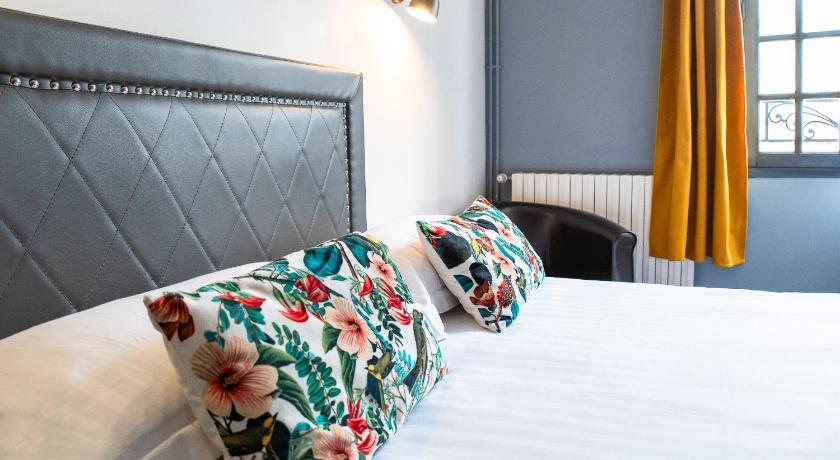 Hotel Le Port Neuf photo
