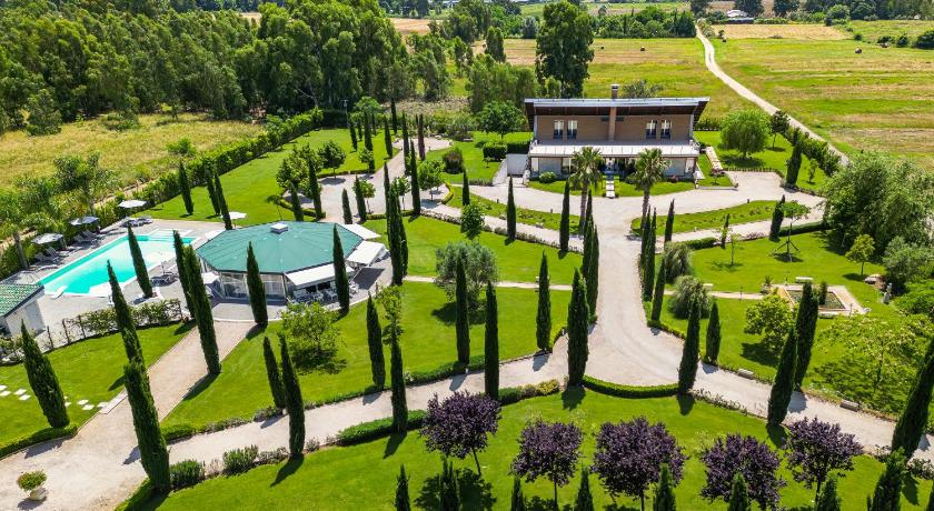 Casale Delle Ronde B&B