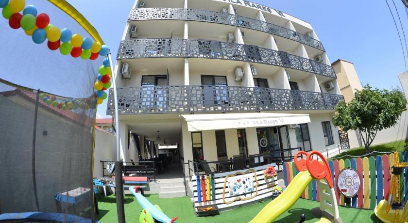 Vila Rares — Hotel in Costinesti
