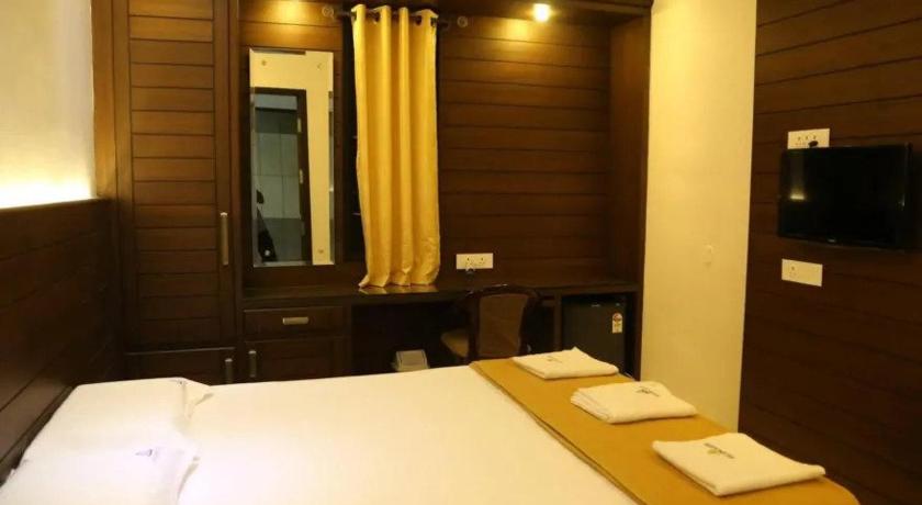 Image of Deluxe Room 4