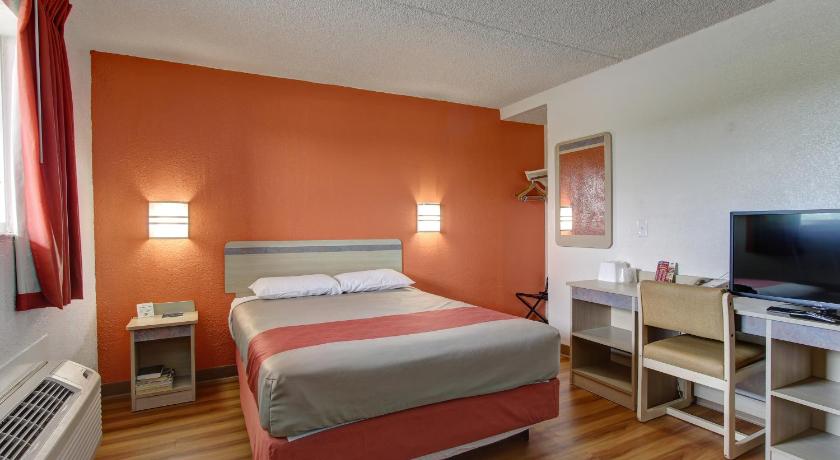 Motel 6-North Ridgeville, OH - Cleveland Intl Airport - N Ridgeville