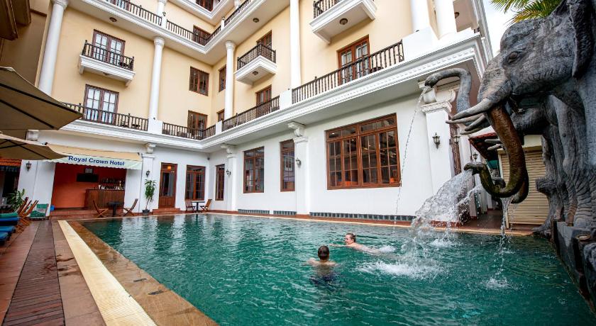 Royal Crown Hotel & Spa - image 2