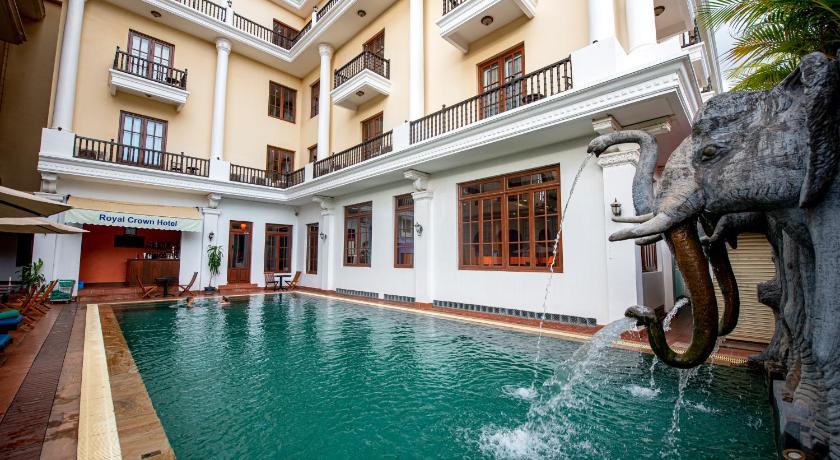 Royal Crown Hotel & Spa - image 8