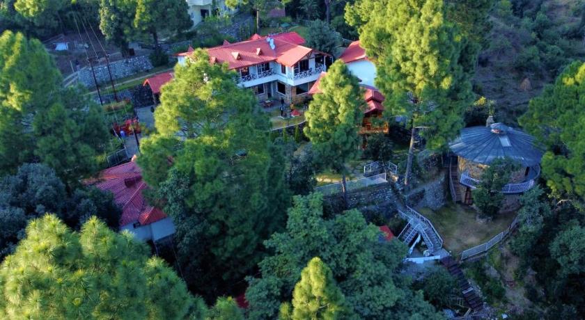 The Nature's Green Resort, Bhimtal, Nainital — Hotel in Nainital