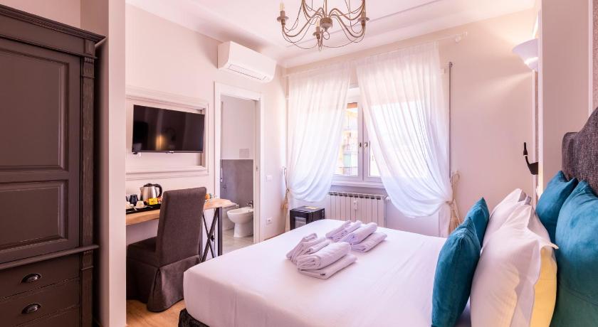 ローマ Trastevere Paper Suites 4つ星 ホテル スイート