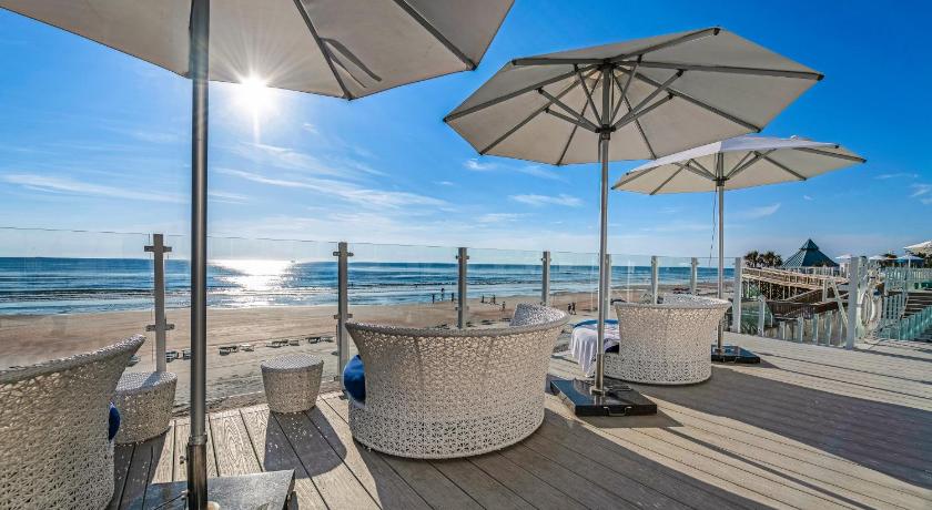 Daytona Grande Oceanfront Resort photo
