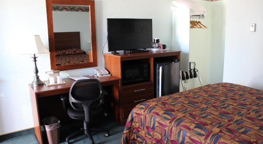 Safari Inn photo