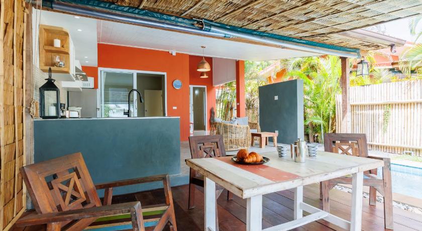 Gecko Beach Villas photo