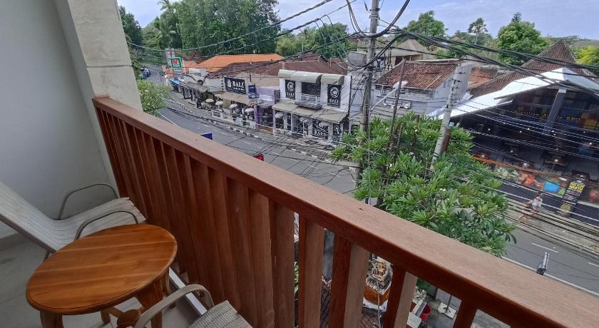 Image of Family Room with Balcony 12