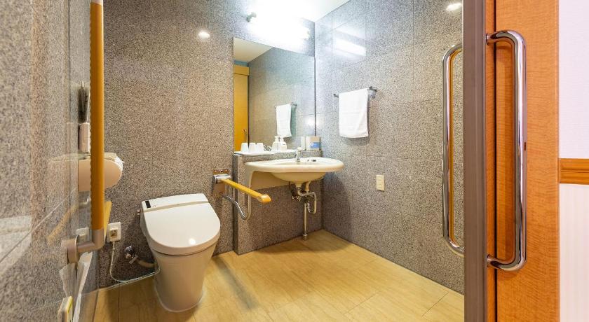 Toyoko Inn Hokkaido Sapporo-eki Minami-guchi photo