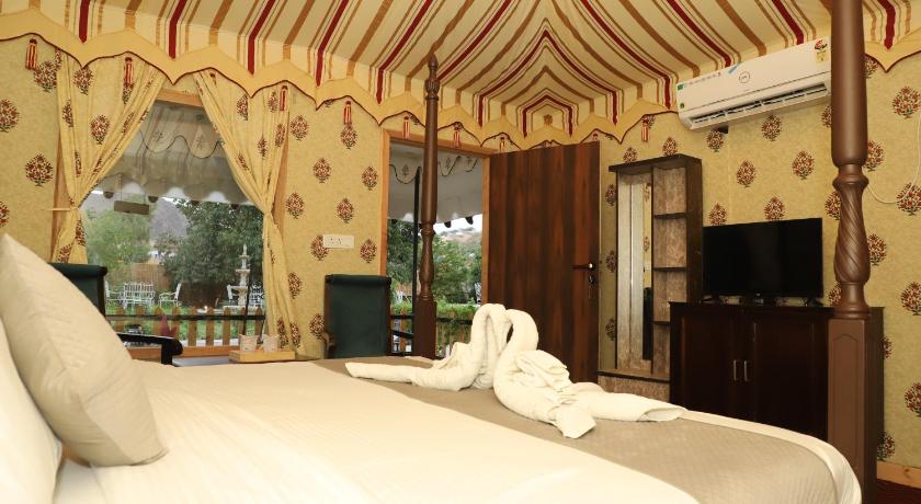 The Glorious Hills Resort Pushkar photo
