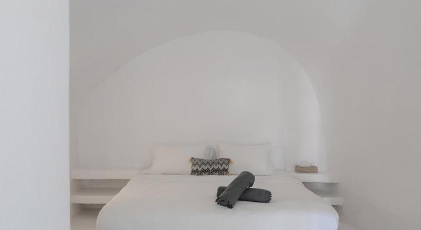 Sophia Oia View photo