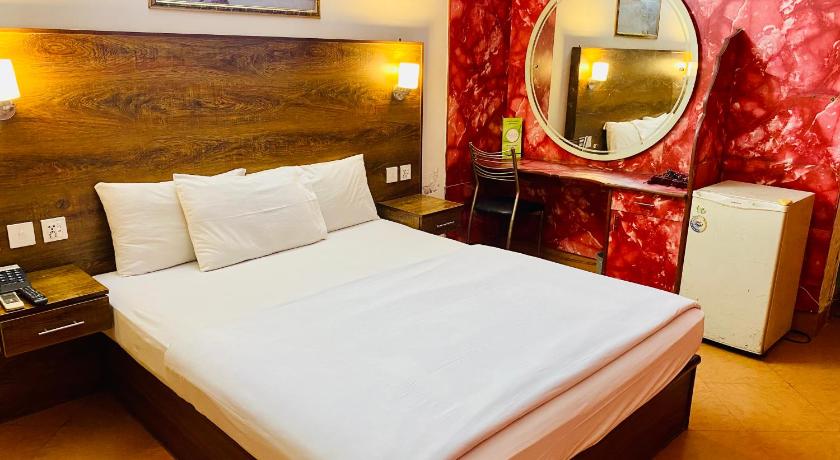 Image of Deluxe Single Room 1