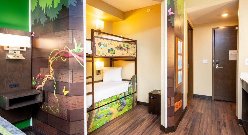 Image of Family Junior Suite 3