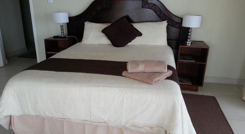 Image of Double Room with Pool View 11