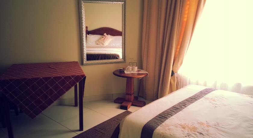 Image of Double Room with Private Shower -12 7