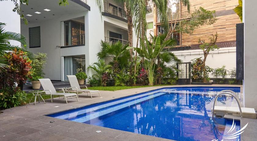 Dangelos Hotel on Fifth Avenue photo