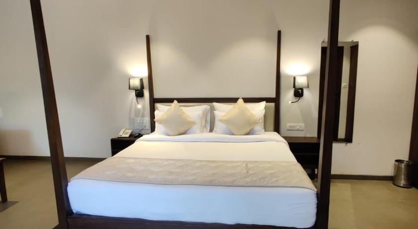 Hotel R R Heritage photo