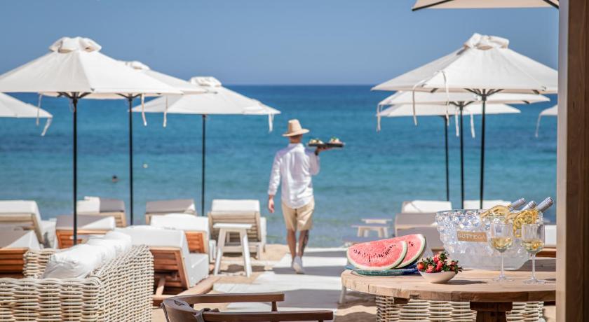 Parthenis Beach, Suites by the Sea photo