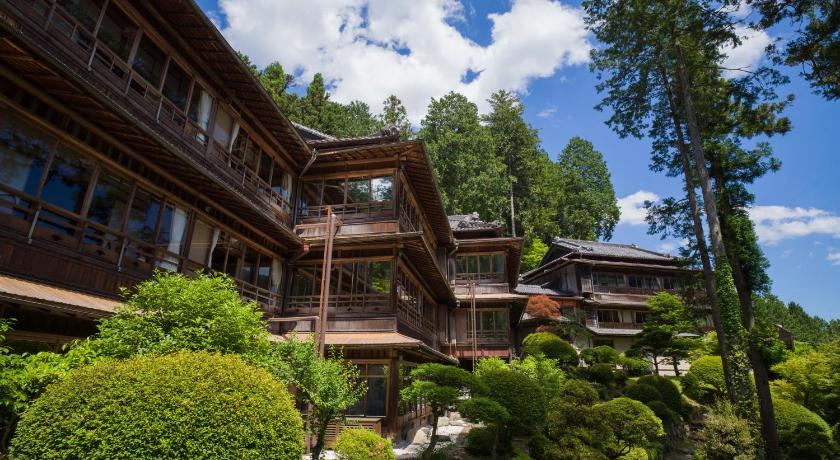 Gero Onsen Yunoshimakan photo