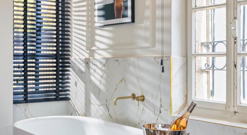 Damson Boutique Hotel photo