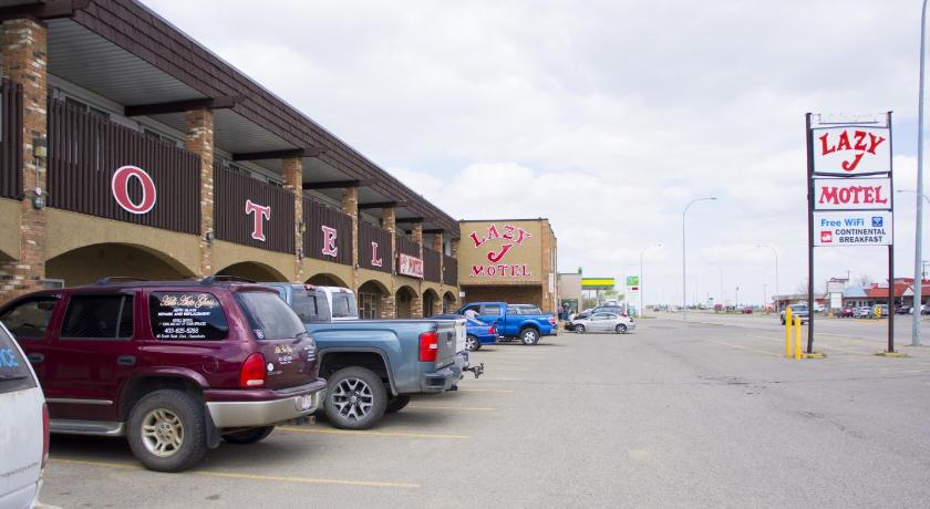 Lazy J Motel — Hotel in Claresholm (AB)