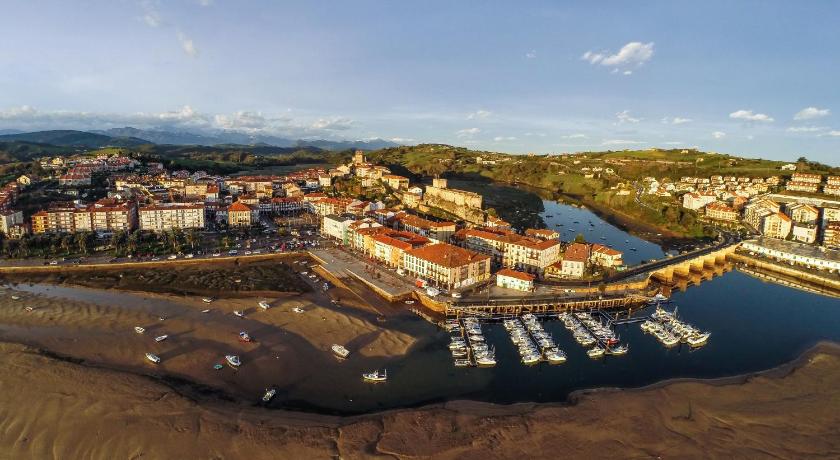 Hotel Faro de San Vicente