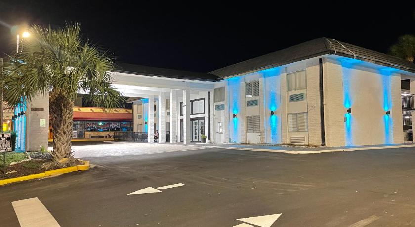 Terrace Garden Inn photo