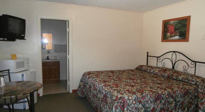 Riverbend Lodging photo