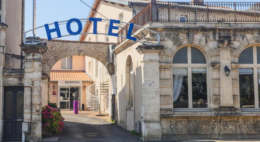 Photo de Hôtel Le Cheval Blanc - Réservation à prix Agoda