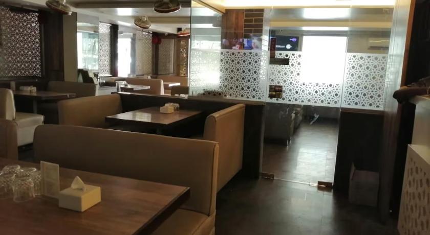 Hotel Radana – Navi Mumbai, KY