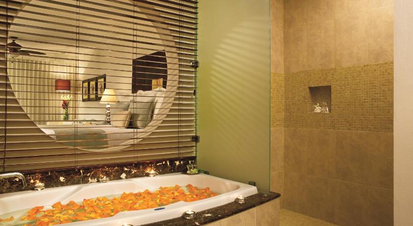 Image of Junior Suite Ocean View King - All Inclusive 2