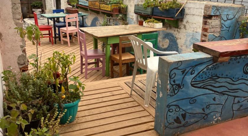 Kom Hostal photo