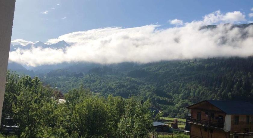 Guesthouse SHAMPRIANI — Hotel in Mestia