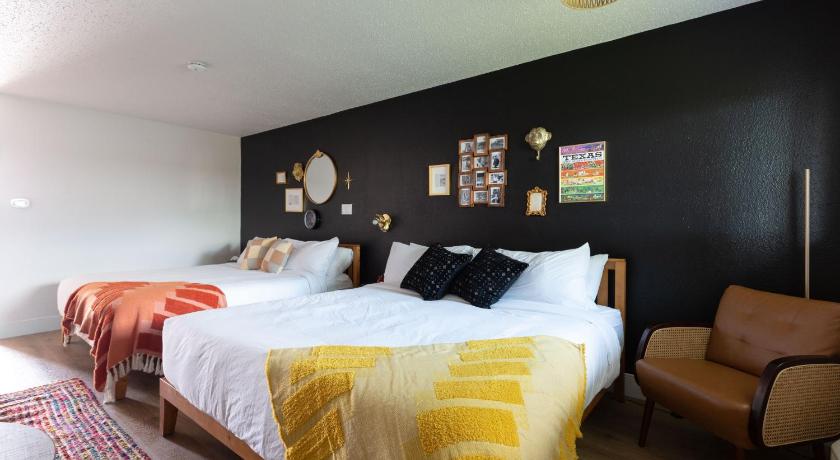 컬리지 스테이션 (TX) Hotel McCoy College Station - Art, Libations, Pool Society 3성급 숙소 전망