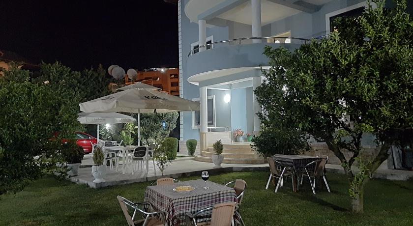 Hotel Vila Arbri photo