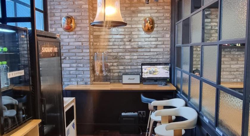 釜山 Hotel JK 2星级 酒店 泳池