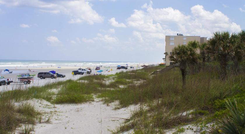 New Smyrna Waves by Exploria Resorts photo