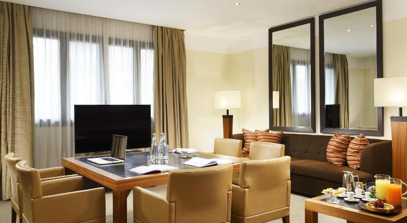 Milan Suite Hotel