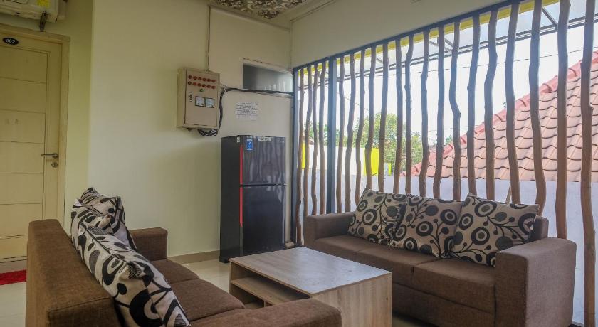 Urbanview Syariah Kadarman Home Laweyan by RedDoorz – Solo Baru, Surakarta, SD