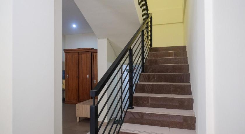 Urbanview Syariah Kadarman Home Laweyan by RedDoorz – Solo Baru, Surakarta, SD